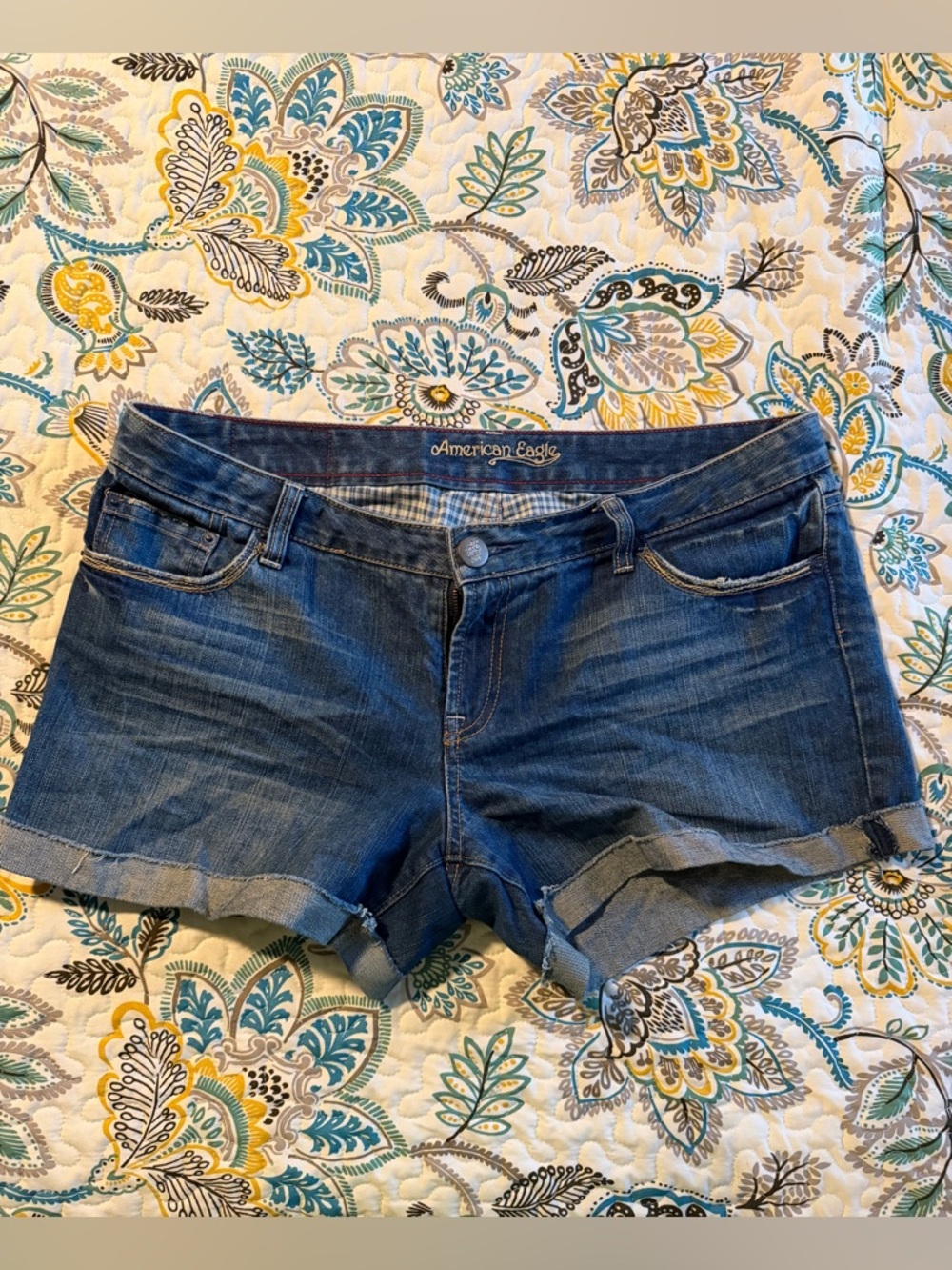 American Eagle Outfitters Blue Denim Rolled-Hem Jean Shorts